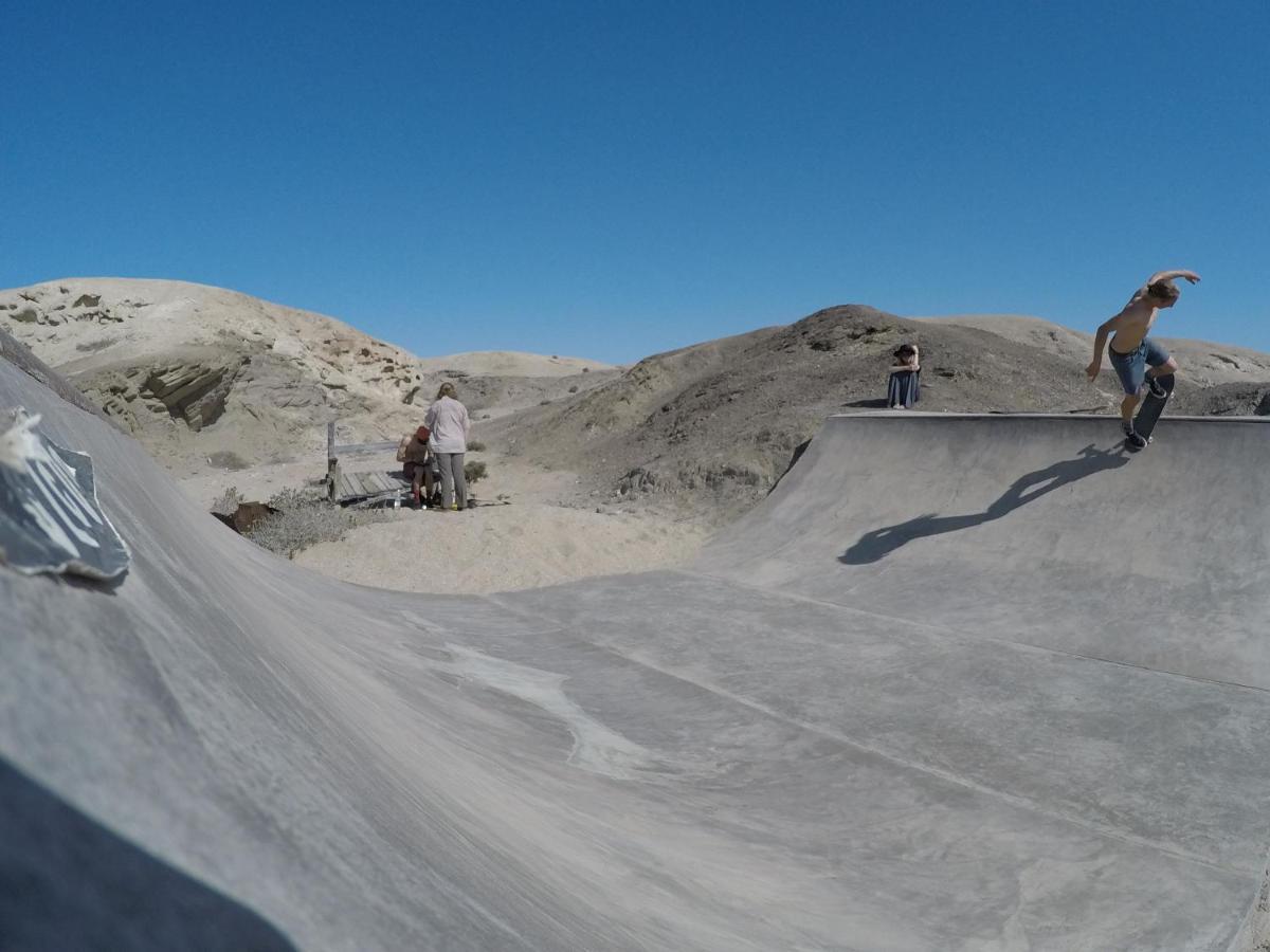 מלון סווקופמונד Salty Jackal Surf Camp מראה חיצוני תמונה